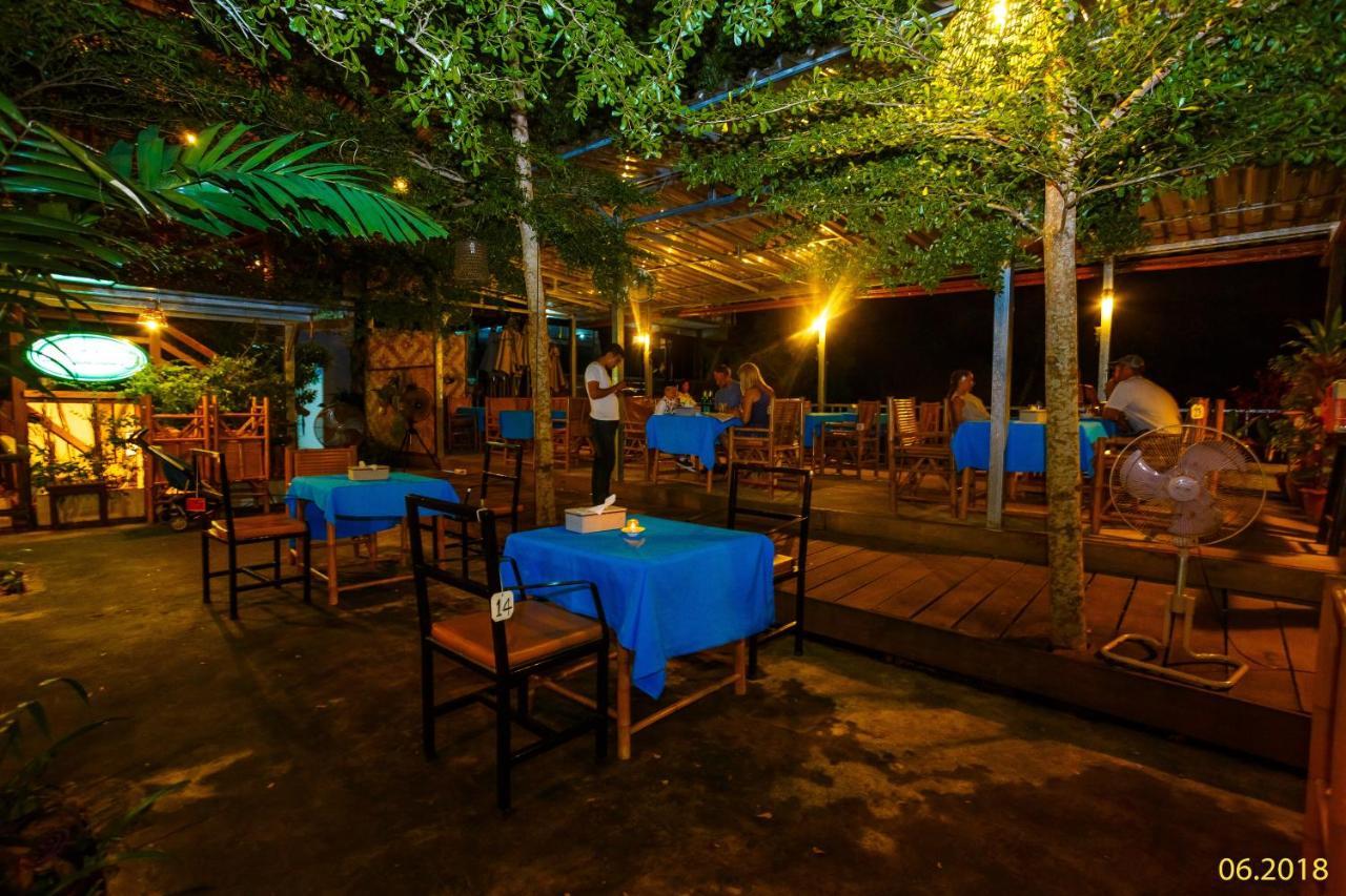 The Aristo Beach By Holy Cow 212 Phuket Exteriér fotografie