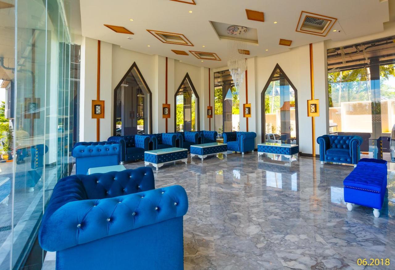 The Aristo Beach By Holy Cow 212 Phuket Exteriér fotografie
