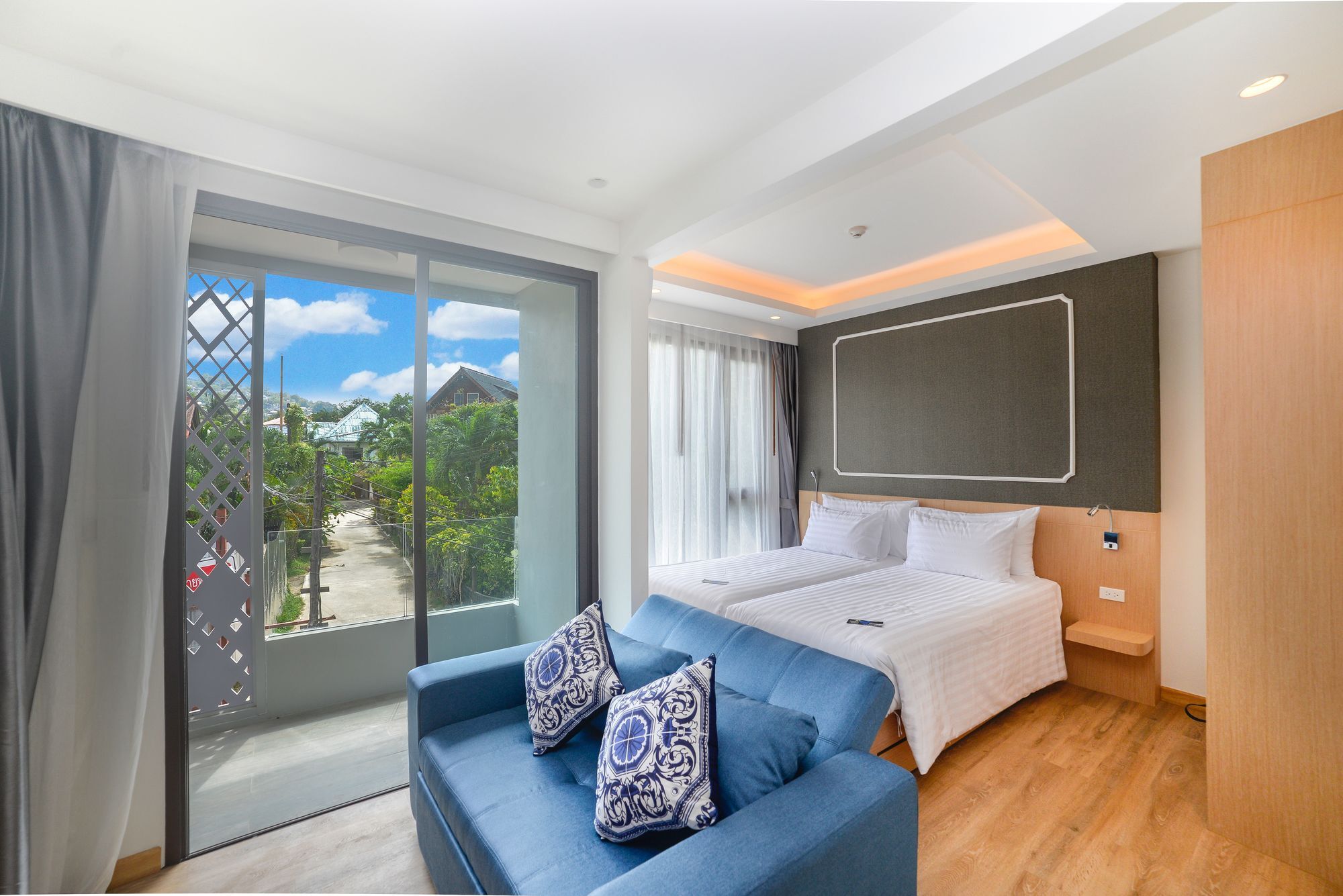 The Aristo Beach By Holy Cow 212 Phuket Exteriér fotografie