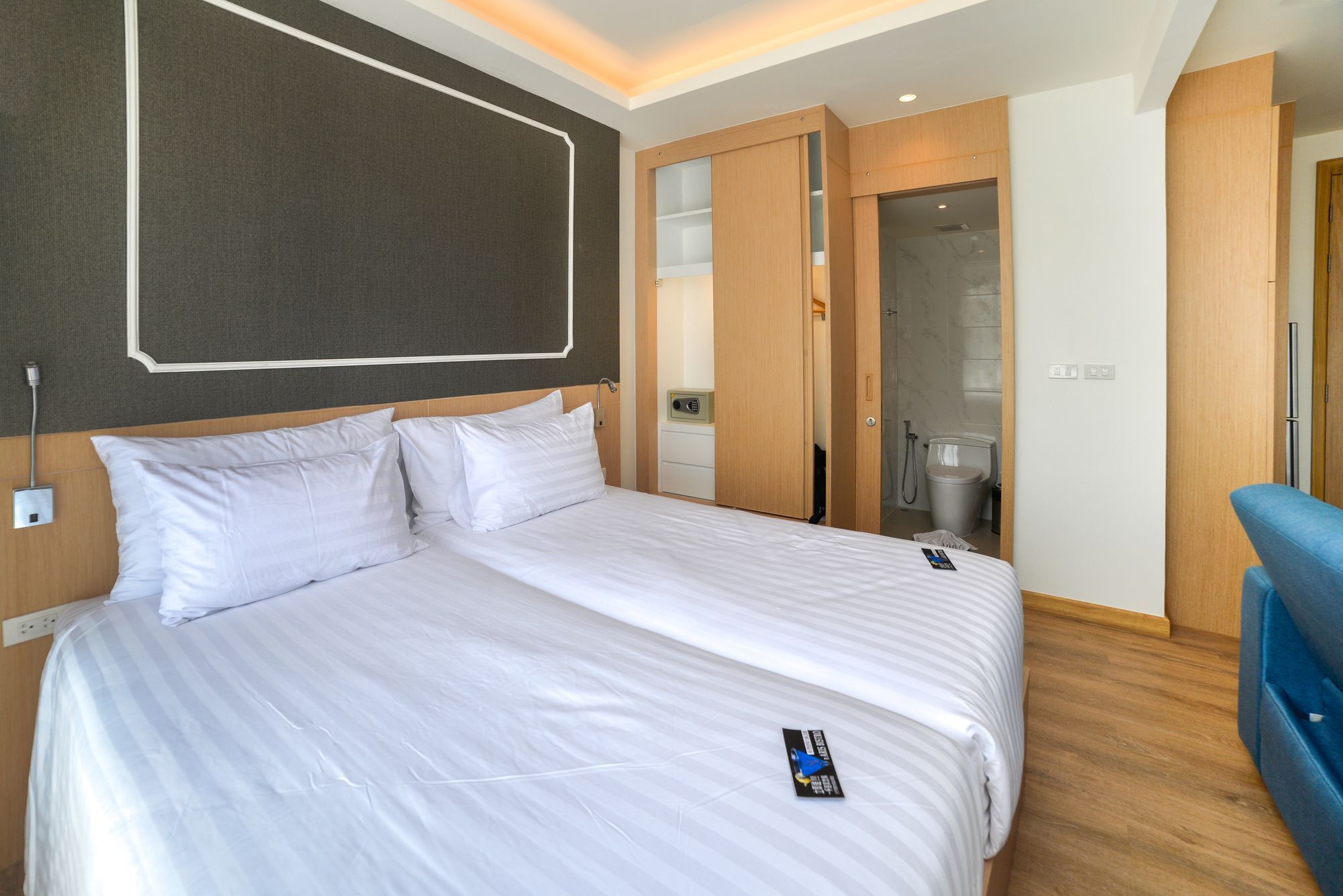 The Aristo Beach By Holy Cow 212 Phuket Exteriér fotografie